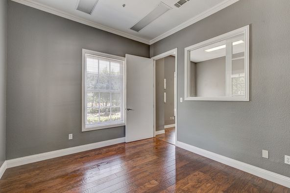 Georgetown Park III : 2485 E Southlake Blvd, Southlake, TX 76092